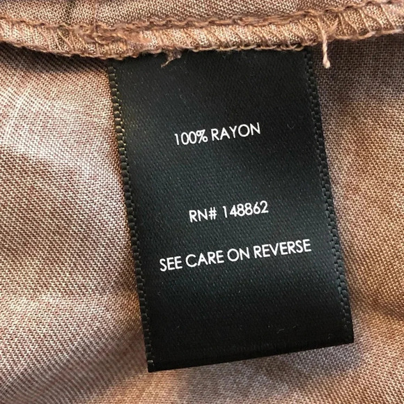 TORRID Beige Twill Eyelet Floral Print Popover Boho Peasant Blouse Size 0 - Picture 7 of 10